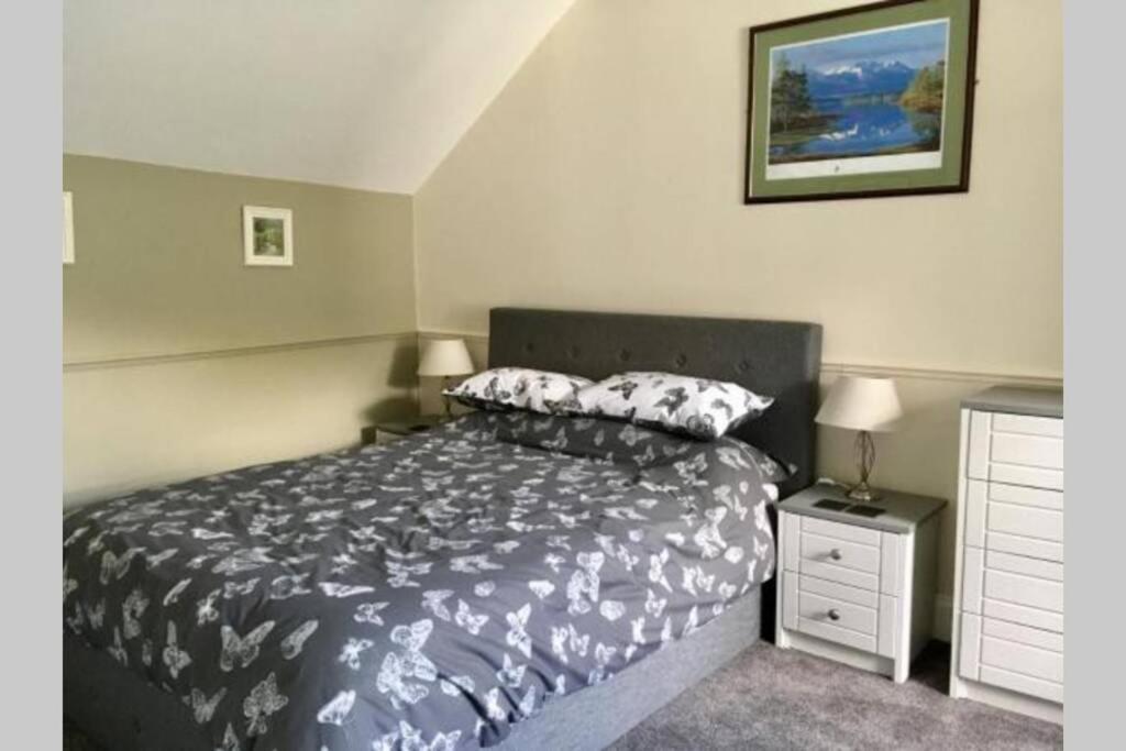 Twostones Self Catering Cottage Arrochar Exterior foto